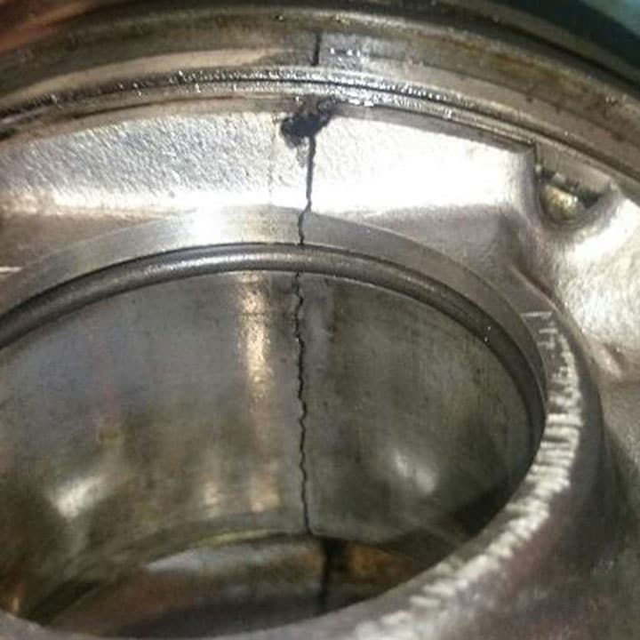CrackedPiston2 DFC Diesel